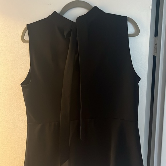 Ann Taylor black peplum top size L - Picture 3 of 5